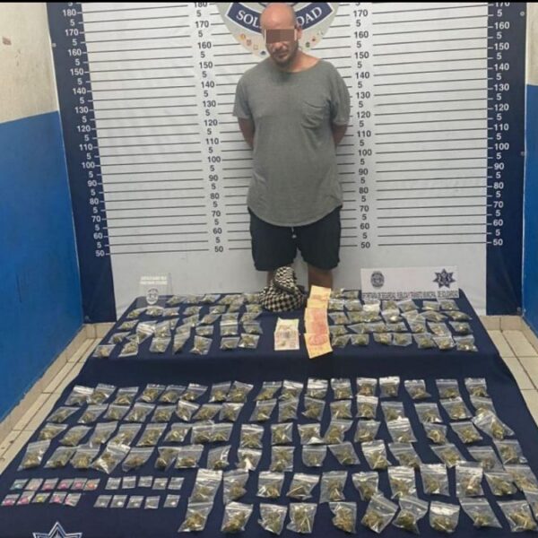 En Playa del Carmen atrapan a un argentino surtido de drogas.