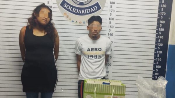 Caen dos narcomenudistas en la colonia Ejido de Playa del Carmen.