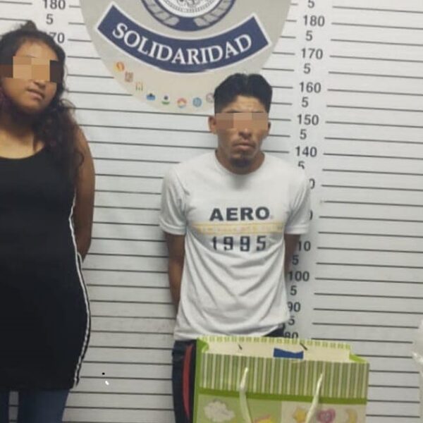 Caen dos narcomenudistas en la colonia Ejido de Playa del Carmen.