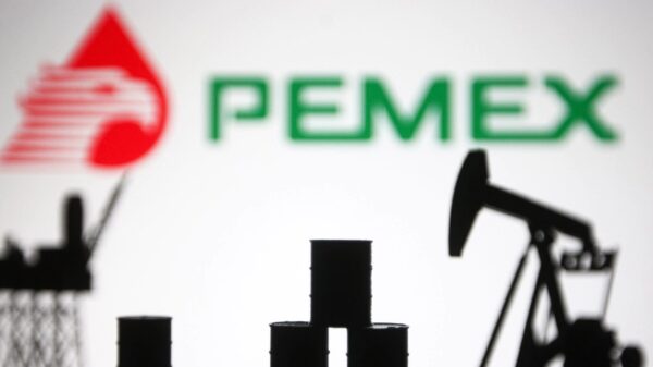 Crece 12% la deuda de Petróleos Mexicanos a corto plazo.