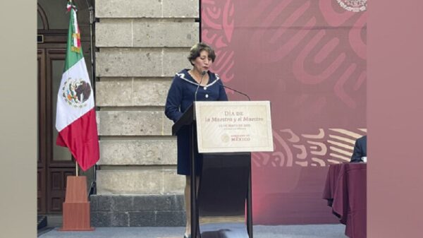 Día del maestro: SEP anuncia alza salarial del 7.5%.