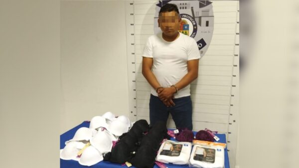 Cancún: En vez de regalo ‘fardero’ le dio un disgusto a su madre en su día.