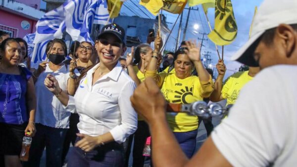 Laura Fernández garantiza fondo especial para las islas