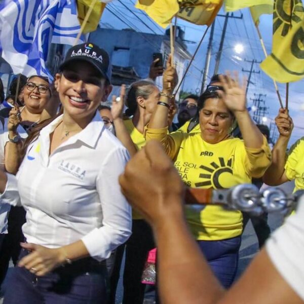 Laura Fernández garantiza fondo especial para las islas