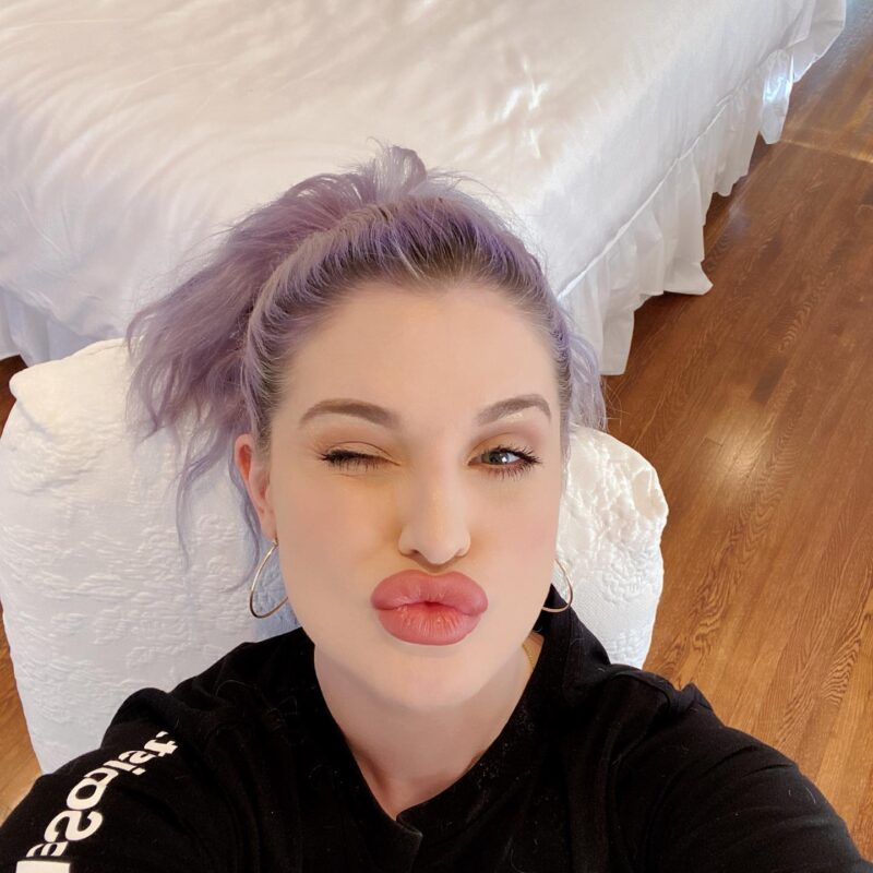 ¡Kelly Osbourne se convertirá en madre por primera vez!
