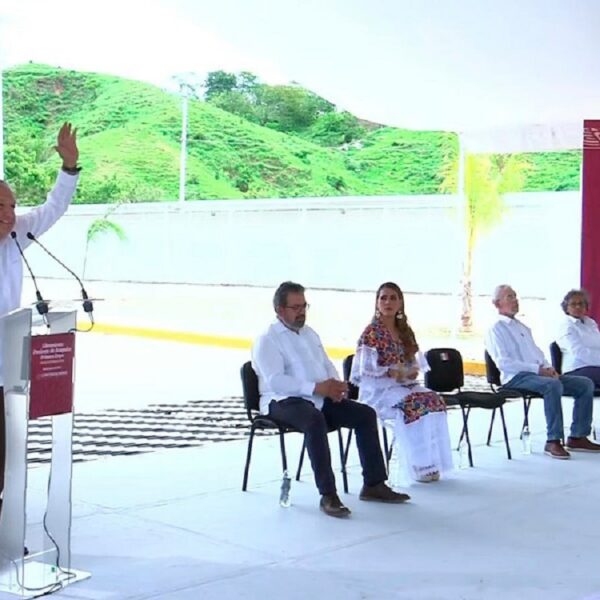 Inaugura el presidente AMLO el Libramiento Poniente de Acapulco.