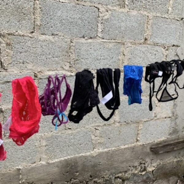 Pretenden prohibir sexytendederos en Quintana Roo.