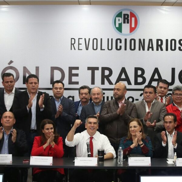 Doblega ‘Alito’ Moreno al “brazo fuerte” del PRI, “¡no me voy!”