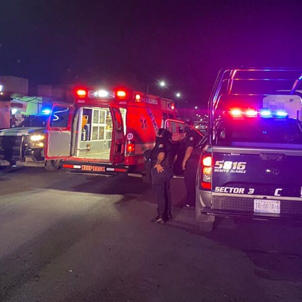 Atacan a balazos a hombre en colonia de Cancún