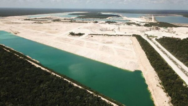 Reitera exhorto a Calica a frenar devastación; propone comprar terrenos