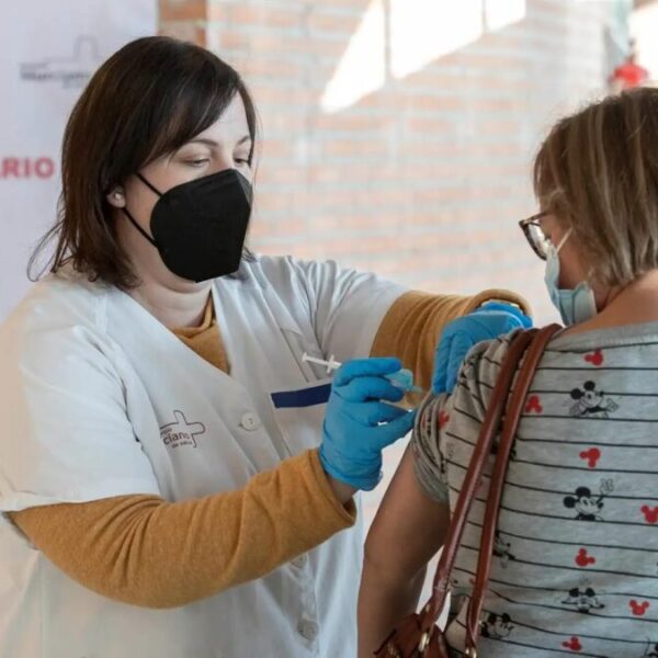 Registra Ssa casi 10 mil nuevos casos de Covid