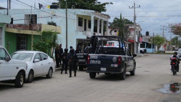 Detienen en Cancún a grupo de personas presuntamente armadas 