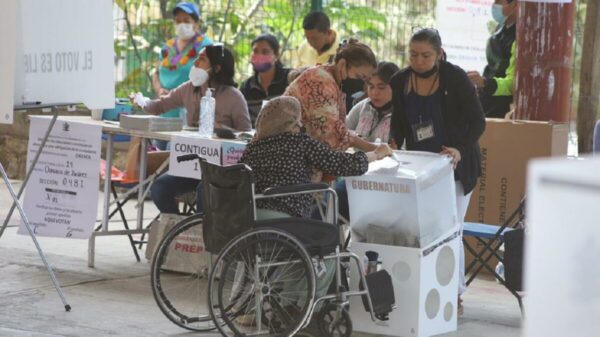 Documentan “mapacheo” y detenciones en la contienda