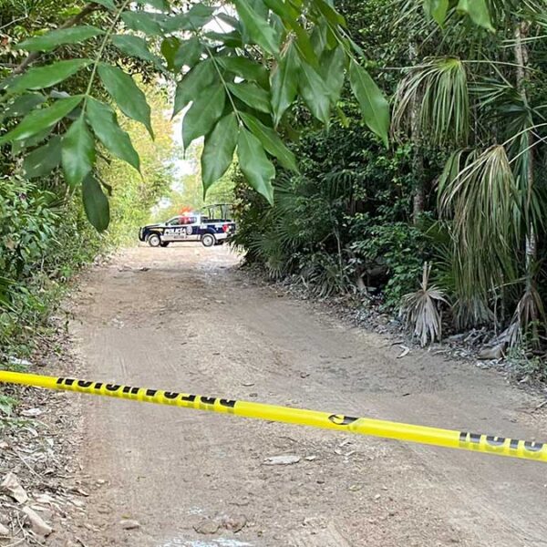 Encuentran dos ejecutados atrás del aeropuerto de Cancún