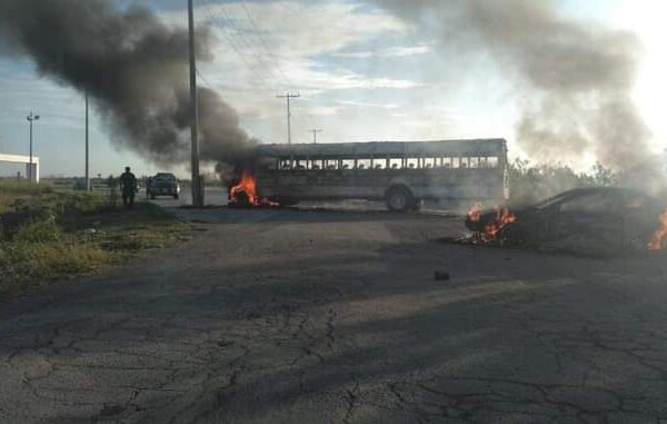¡Arde Matamoros! Amanecen con bloqueos y quema de vehículos.