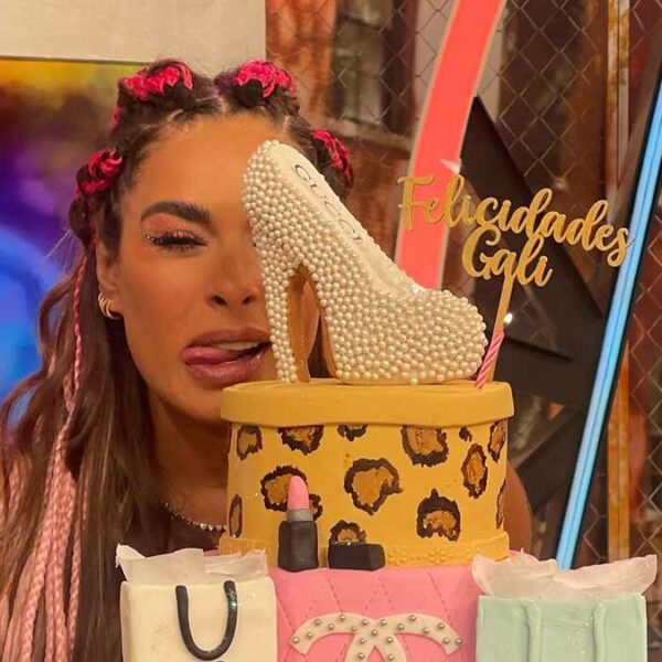 Galilea Montijo rompe en llanto durante celebración de cumpleaños