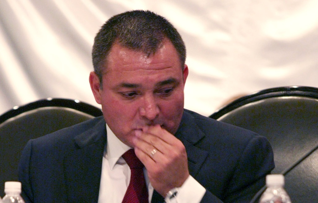 Genaro García Luna el mal llamado por su protector "el súper policía" se encuentra a un paso de ser sentenciado por vínculos con el crimen organizado.