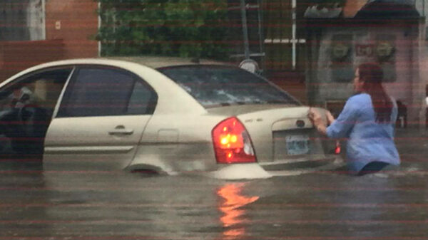 Desquician torrenciales lluvias a Cancún este jueves