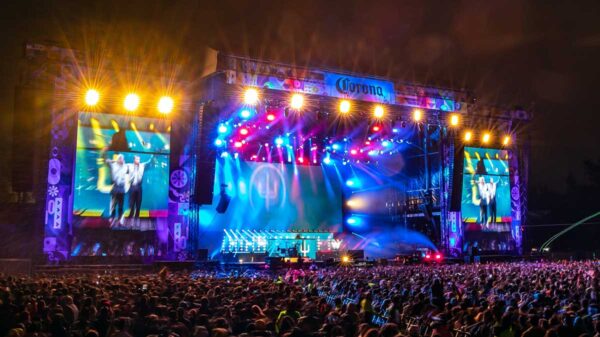 MCR, Artic Monkeys y Miley Cyrus encabezan cartel del Corona Capital