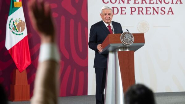 Subsidio a combustibles y luz se mantendrá todo el año: AMLO