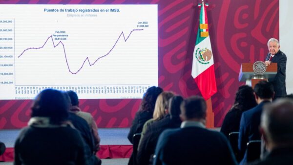 Impulsan autosuficiencia alimentaria; dan fertilizante gratuito a productores