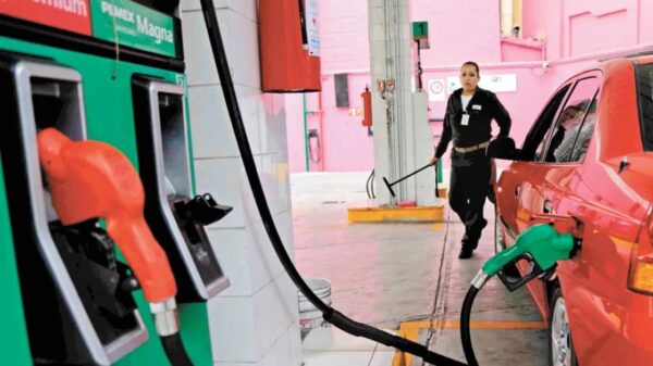 Mantiene la Secretaría de Hacienda 100% de estímulo fiscal a combustibles.