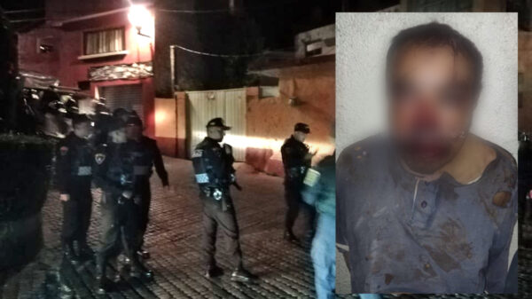 Vecinos propinan brutal golpiza a asaltante