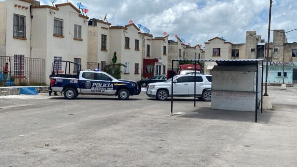 A balazos ejecutan a un joven en Villas Otoch Paraíso (VIDEO).
