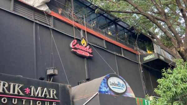 Dos heridos por balacera en bar de la Zona Rosa.