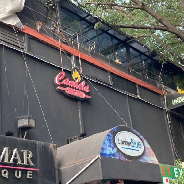 Dos heridos por balacera en bar de la Zona Rosa.