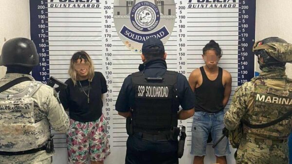 En Playa del Carmen cae pareja con cocaína, marihuana y ‘cristal’.