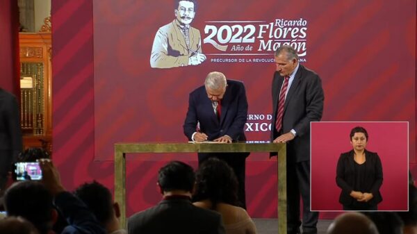 “Pega hit” AMLO, dota de agua a Nuevo León y evita privatización