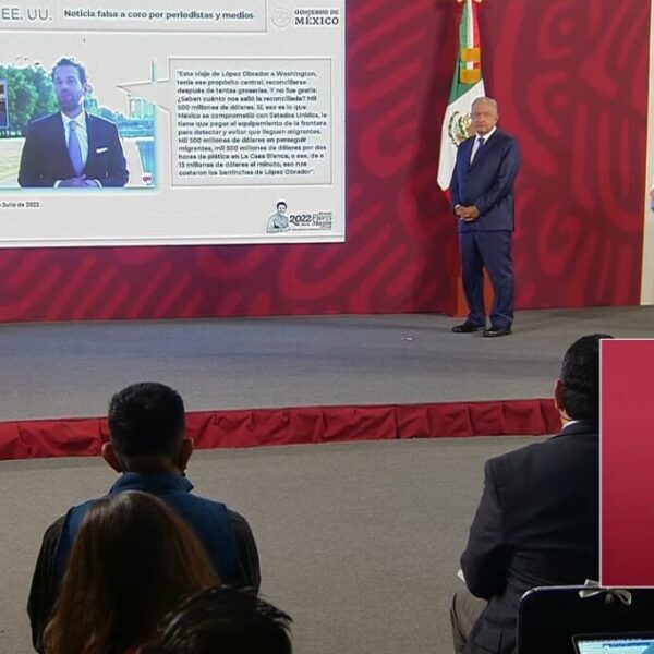 Desmiente AMLO nueva “volada” de Loret de Mola