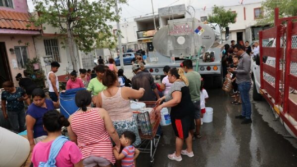 Graves niveles de carencia de agua en Nuevo León: AMLO