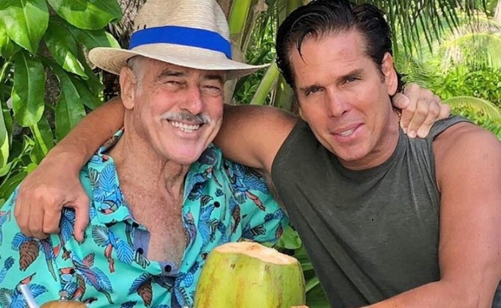 Andrés García reta a Roberto Palazuelos a un duelo de balazos