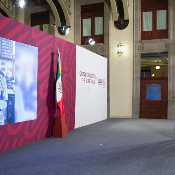 Katya Echazarreta, primera astronauta mexicana, envía mensaje a AMLO