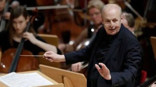 Fallece el director de orquesta Stefan Soltesz en plena función en Múnich