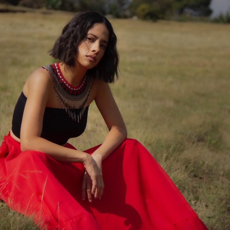 Fátima Molina supera discriminación en telenovelas por color de piel