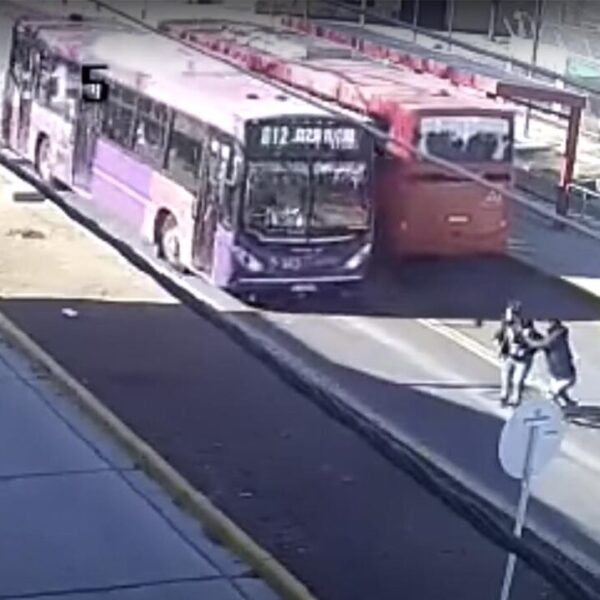 Joven intenta ser héroe, pero falla terriblemente