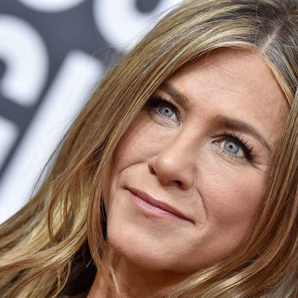 Jennifer Aniston muestra su tristeza por la muerte de Erik Gunnar
