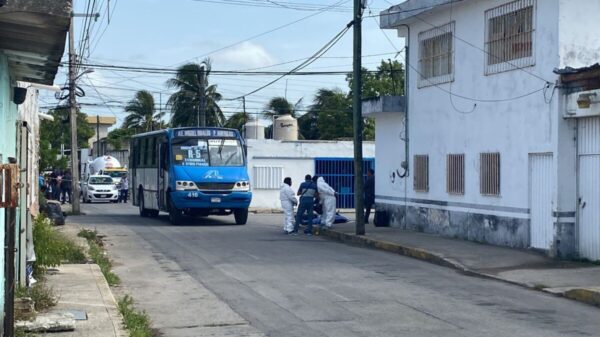 Muere motociclista en un choque en la Supermanzana 66 de Cancún (VIDEO).