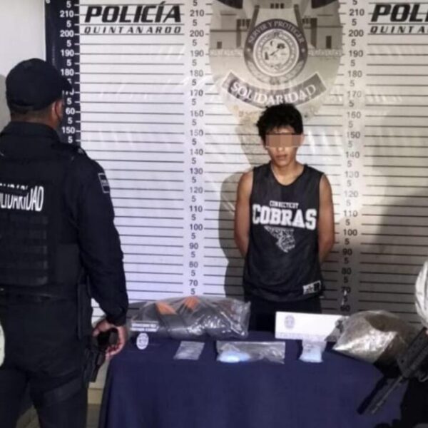 Siguen cayendo narcomenudistas en Playa Del Carmen