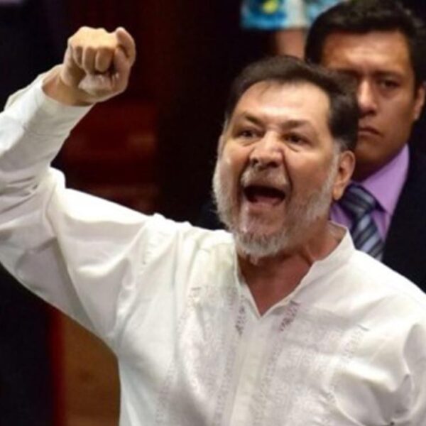 Noroña "se sale del huacal", exige a AMLO sacar las manos del proceso sucesorio