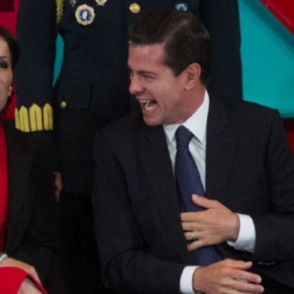 Peña Nieto pide “aclarar” el origen legal de su patrimonio