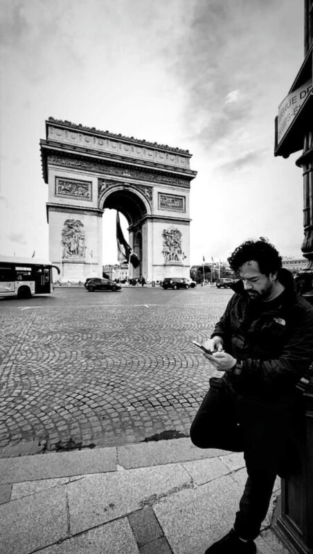 Sherlyn presume su romance con "Chanito" Toledo en París