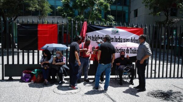 Desea AMLO conciliación entre Telmex y sindicato