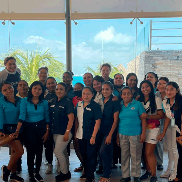 The Dophin Company: Una súper empresa para mujeres