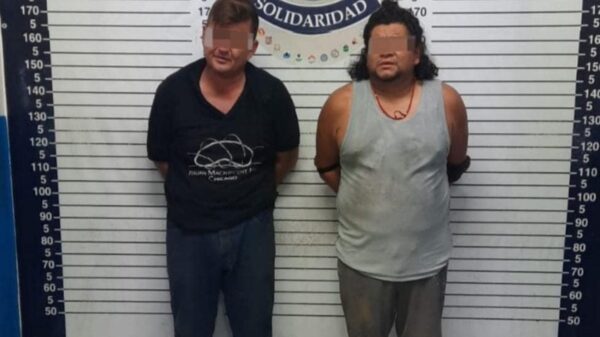 Sorprenden a dos narcomenudistas en la colonia Ejido.