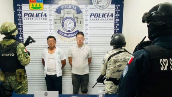 Caen con droga y armas en Misión de las Flores de Playa del Carmen.