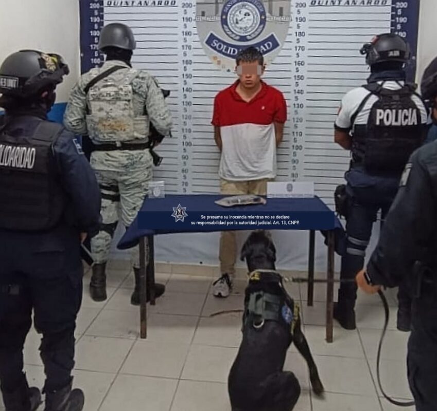 Detienen a pistolero en la Quinta Avenida de Playa del Carmen; Luis “N”, originario de la Ciudad de México, protagonizaba una riña con otro sujeto.